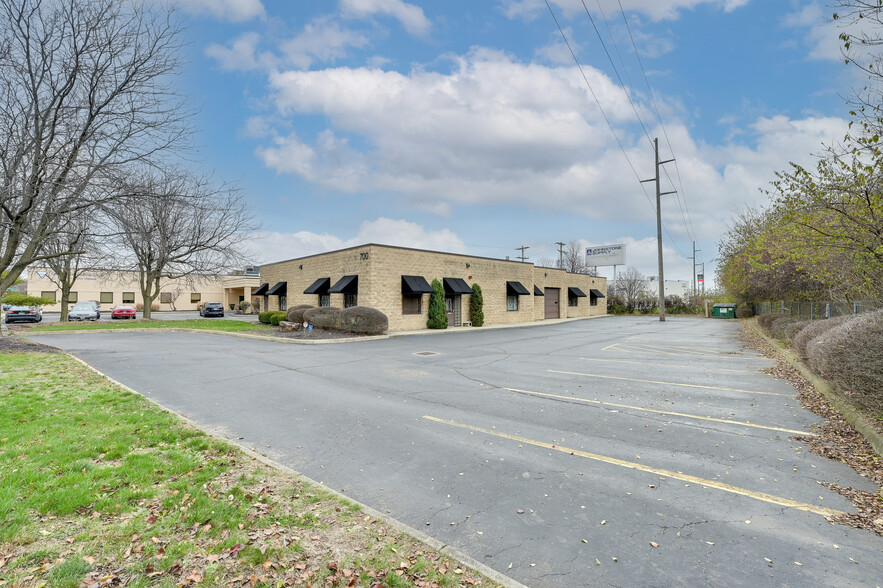 700 Taylor Ave, Columbus, OH à vendre - Photo du bâtiment - Image 1 de 27