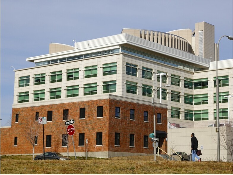 926 Cherry St, Kansas City, MO à vendre - Photo du bâtiment - Image 2 de 6