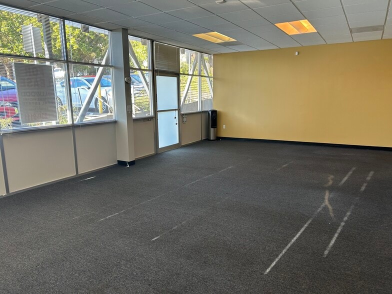 168-170 Santa Clara Ave, Oakland, CA for lease - Building Photo - Image 3 of 10