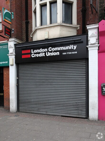 473 Bethnal Green Rd, Londres à vendre - Photo du bâtiment - Image 2 de 11