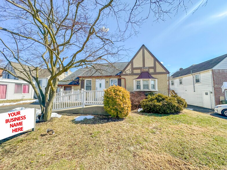 1201 Easton Rd, Roslyn, PA à louer - Photo du bâtiment - Image 2 de 18