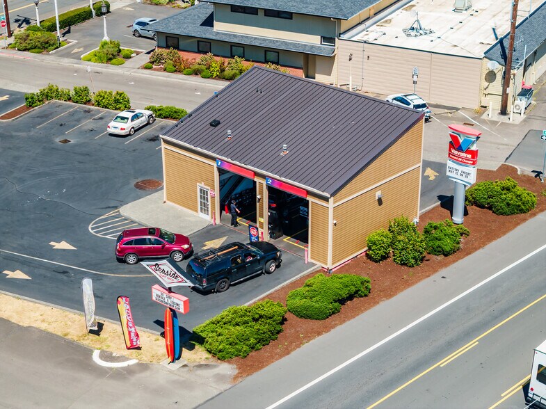 1109 S Holladay Dr, Seaside, OR à vendre - Photo du bâtiment - Image 2 de 5