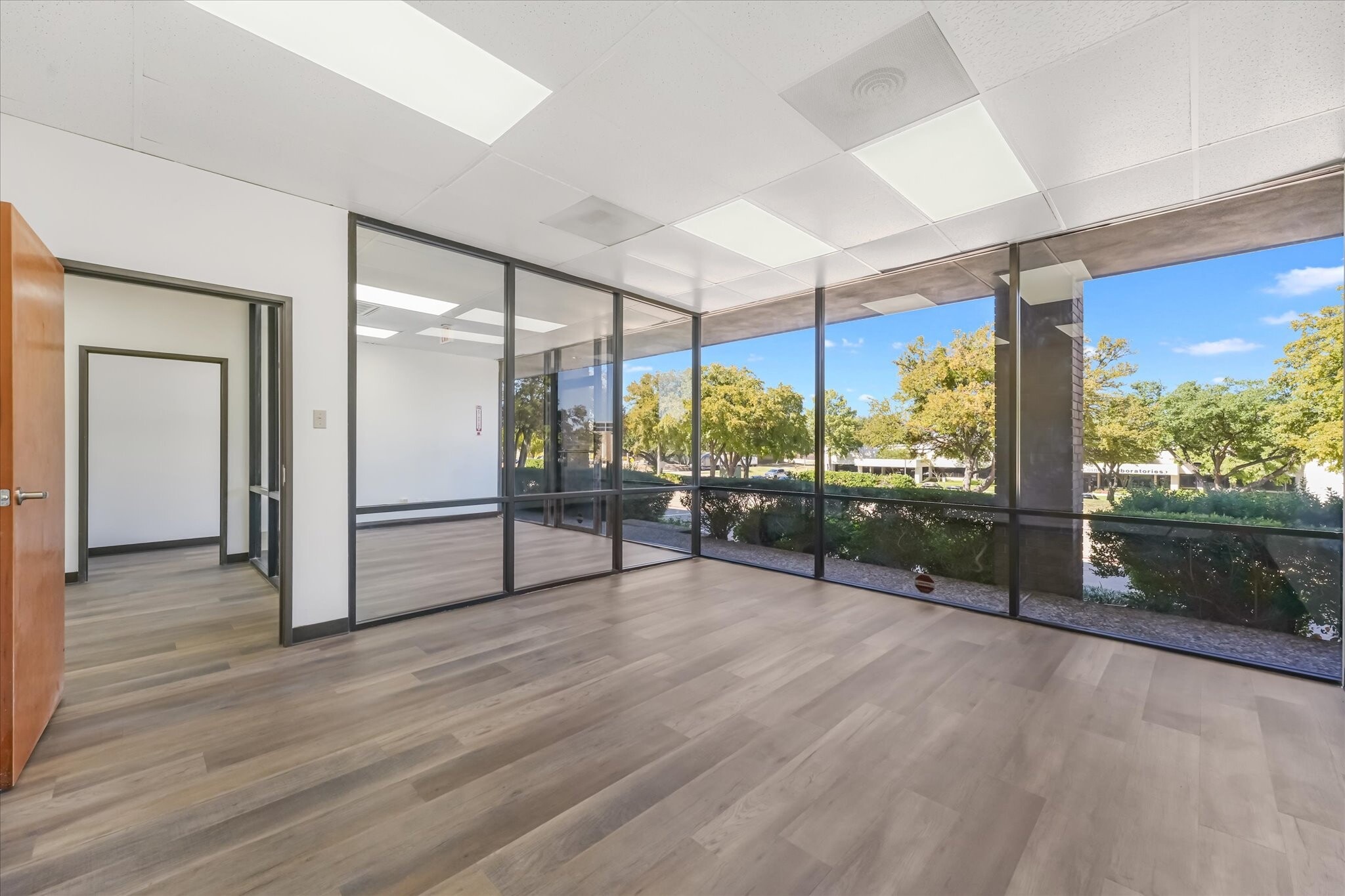 3150 Premier Dr, Irving, TX à louer Photo intérieure- Image 1 de 19