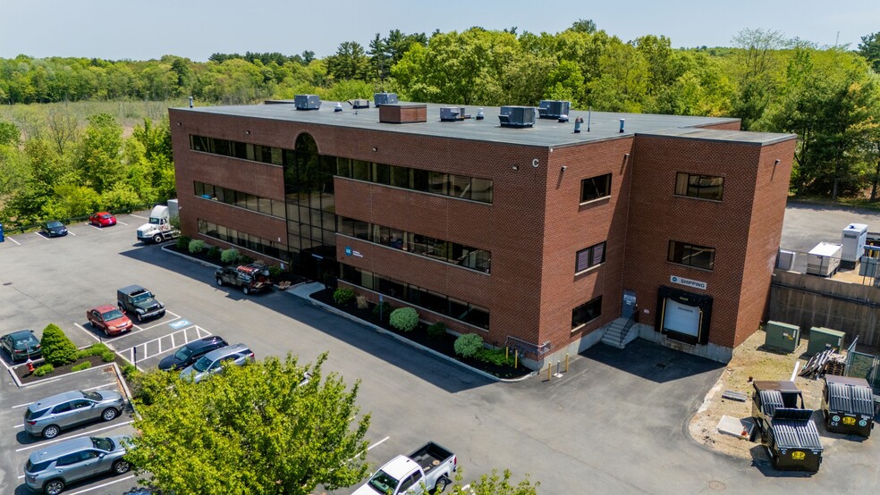 25 Birch St, Milford, MA à louer - Photo du bâtiment - Image 3 de 8