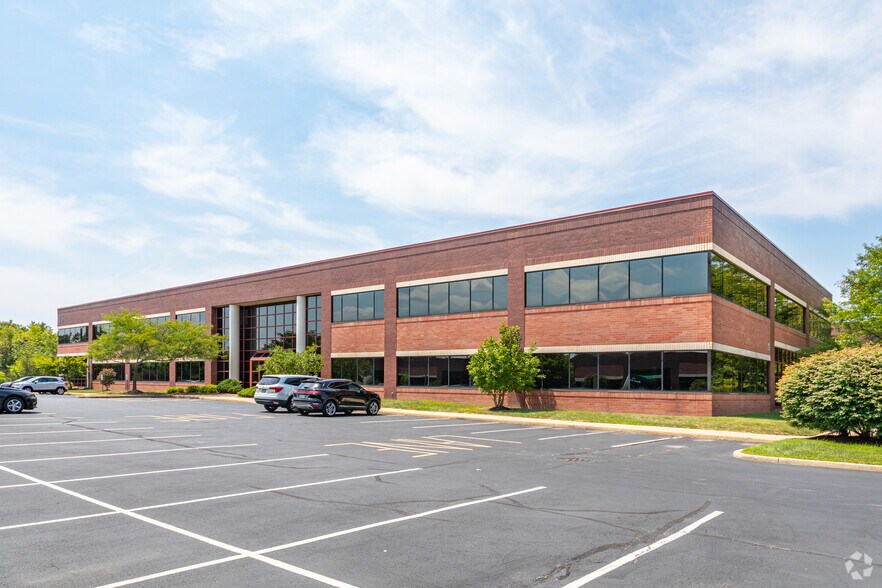 13 Reads Way, New Castle, DE à louer - Photo du bâtiment - Image 2 de 5