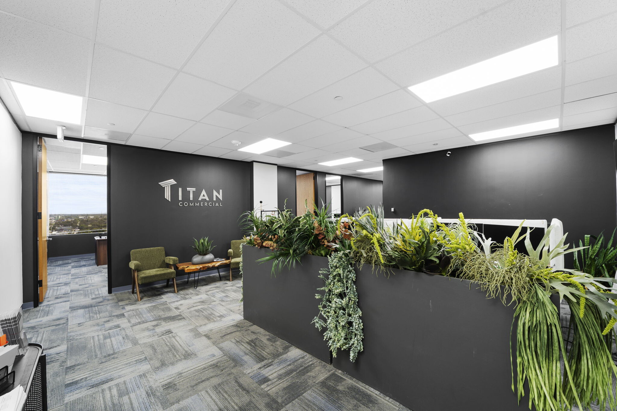 1111 N Loop W, Houston, TX for lease Interior Photo- Image 1 of 7