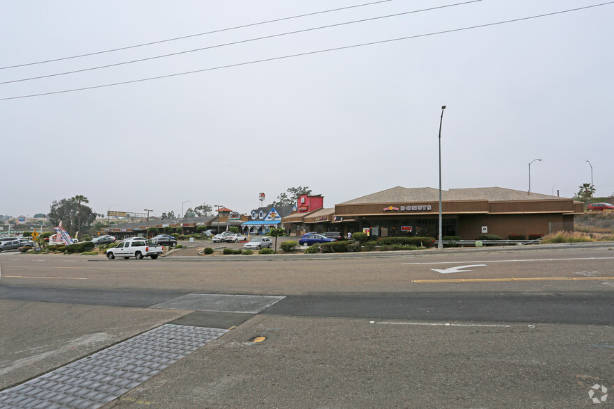 6902-6998 Federal Blvd, Lemon Grove, CA for lease - Primary Photo - Image 1 of 23