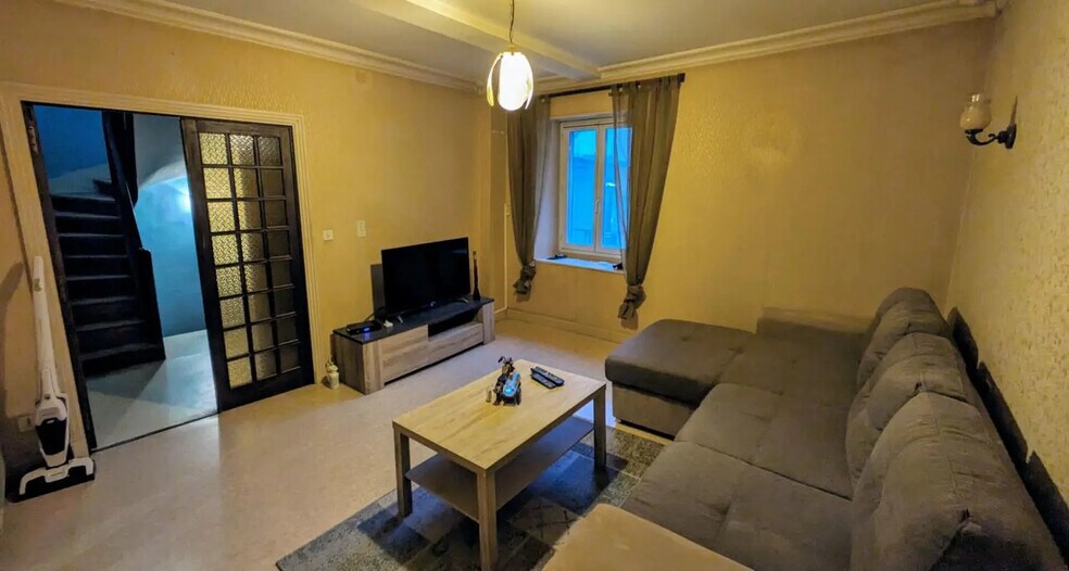 Flex in Brassac for sale - Interior Photo - Image 2 of 36