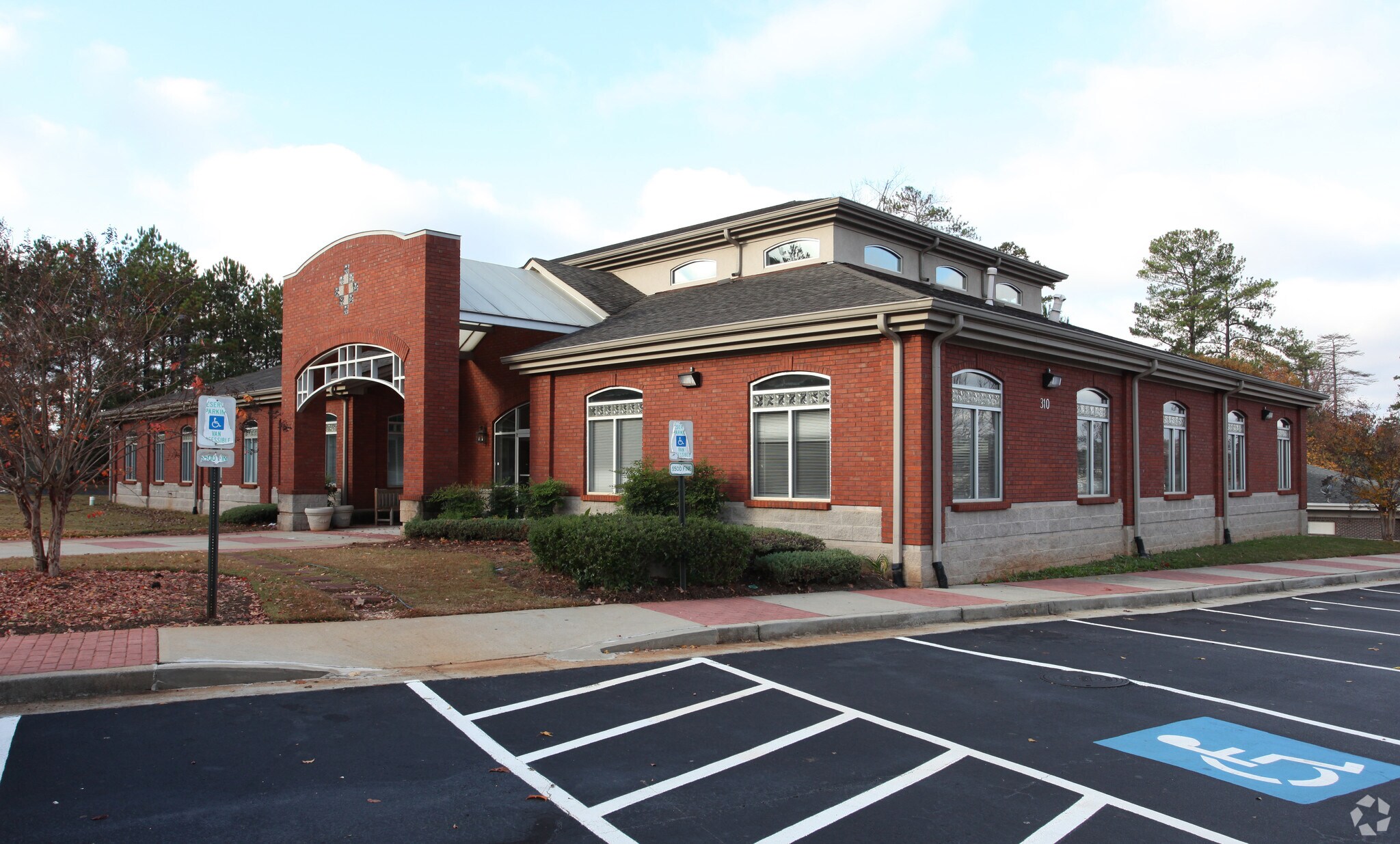 310 Philip Blvd, Lawrenceville, GA for lease Primary Photo- Image 1 of 7