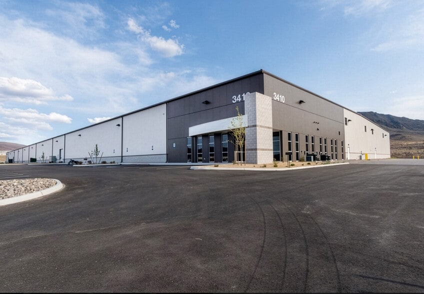 3410 Peru Dr, Sparks, NV for sale - Building Photo - Image 2 of 7