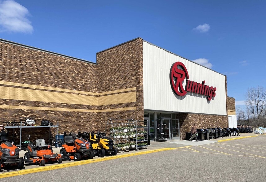 951-975 E Frontage Rd, Litchfield, MN for lease - Building Photo - Image 3 of 3