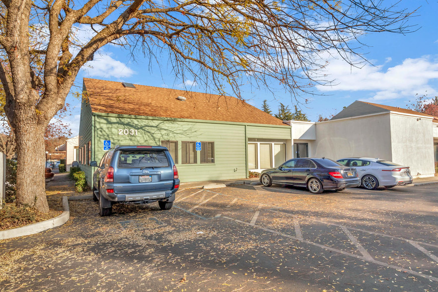 2031 Anderson Rd, Davis, CA for sale - Primary Photo - Image 1 of 1