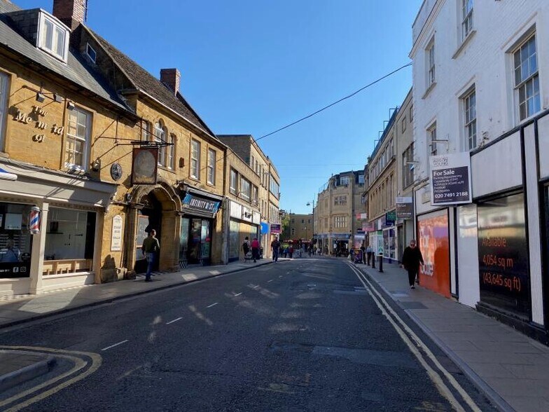 6 High St, Yeovil à louer - Photo du bâtiment - Image 3 de 4