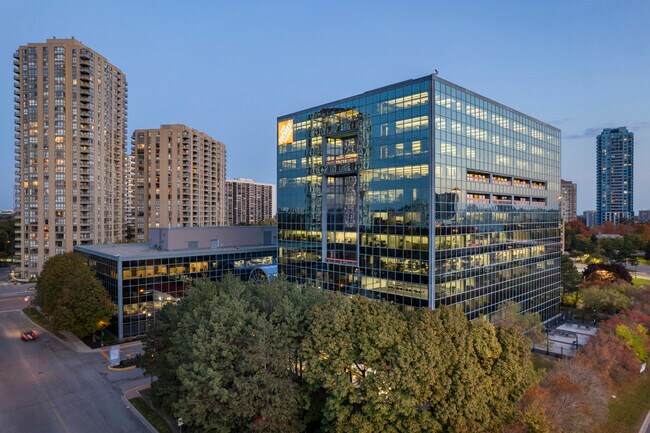 Plus de détails pour 1 Concorde Gate, Toronto, ON - Coworking à louer