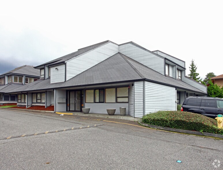4230 198th St SW, Lynnwood, WA à louer - Photo du bâtiment - Image 3 de 5