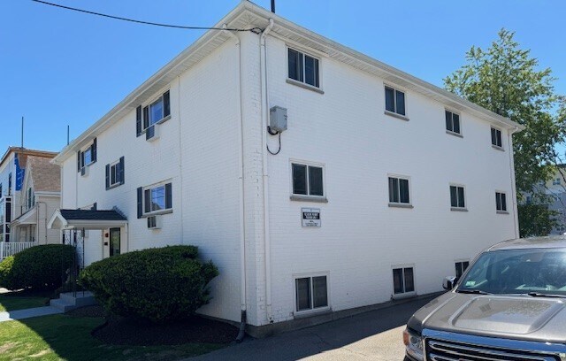 7-9 Holmes St, Quincy, MA à vendre - Photo du bâtiment - Image 1 de 1