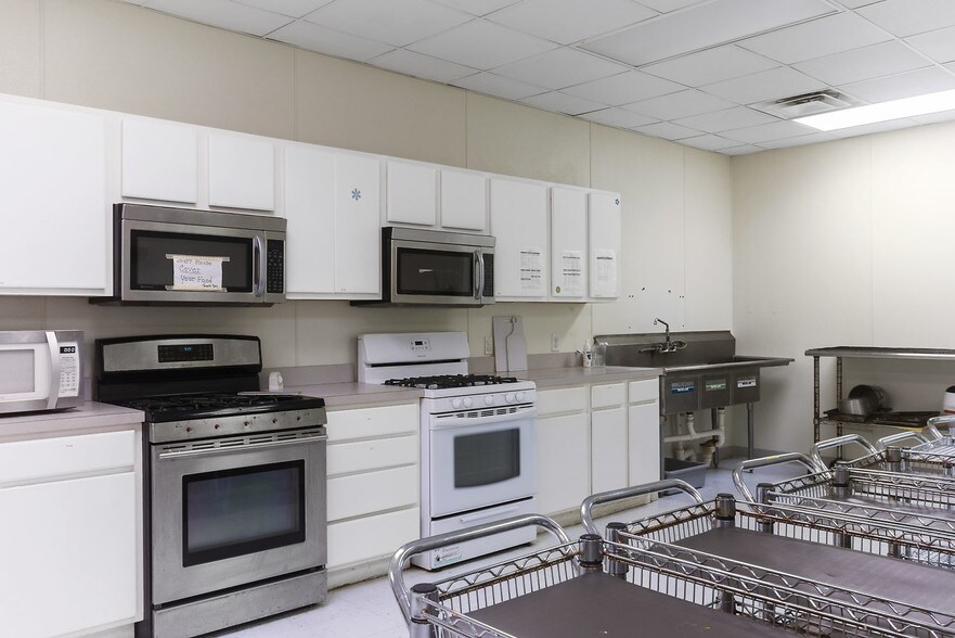 116 Corporate Dr, Elizabeth City, NC à vendre - Photo intérieure - Image 2 de 31