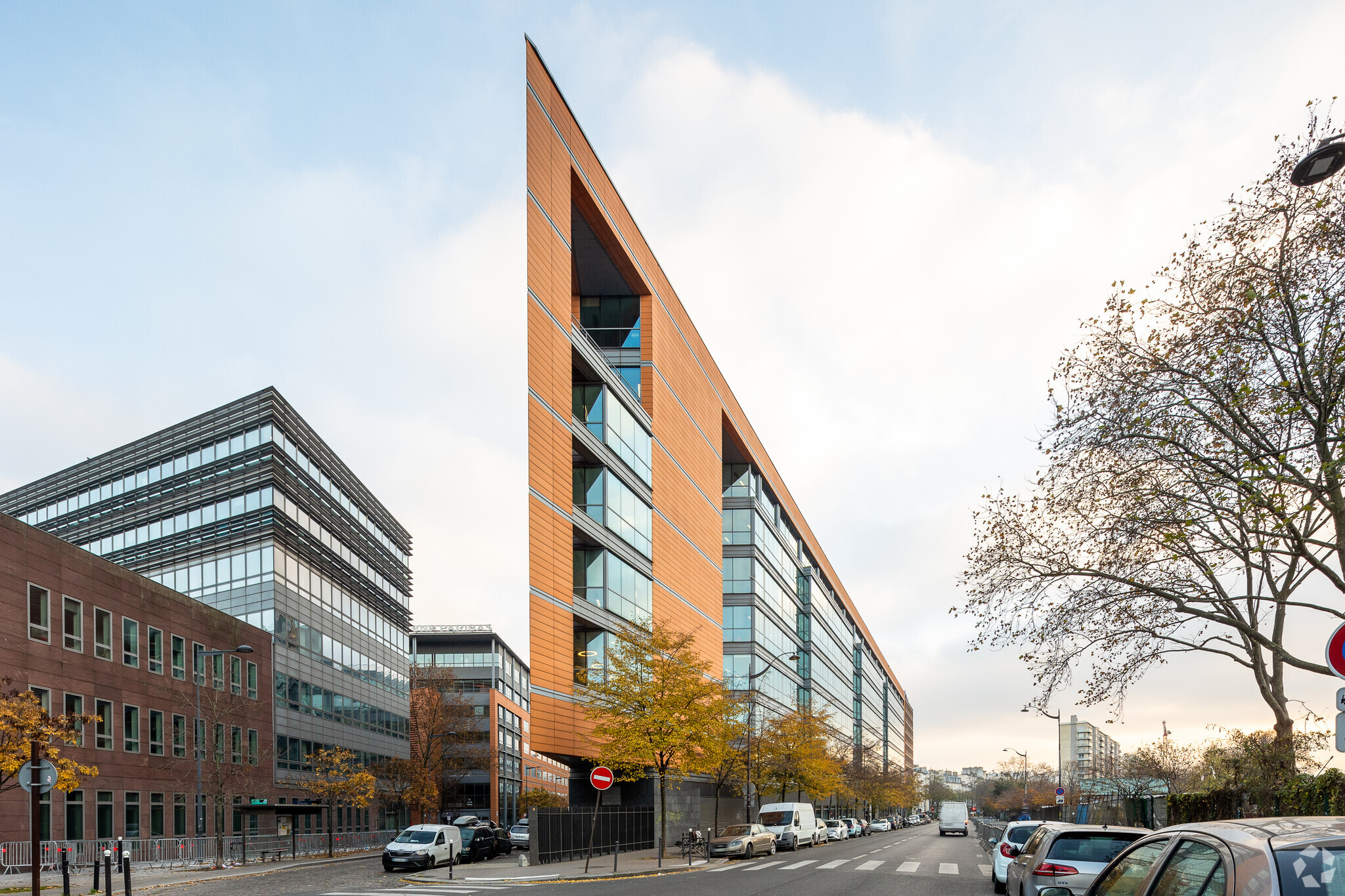 Bureau dans Montreuil à louer Photo principale- Image 1 de 7