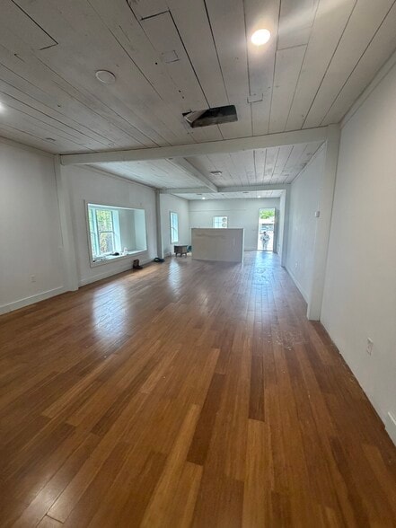 304 S Lockwood Dr, Houston, TX à vendre - Photo du bâtiment - Image 3 de 23