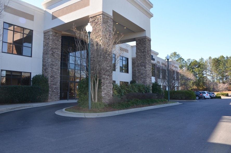3150 Rogers Rd, Wake Forest, NC for sale - Building Photo - Image 2 of 9