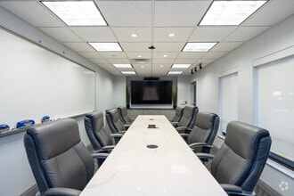 5001 Lemon St W, Tampa, FL à louer Photo intérieure- Image 2 de 17