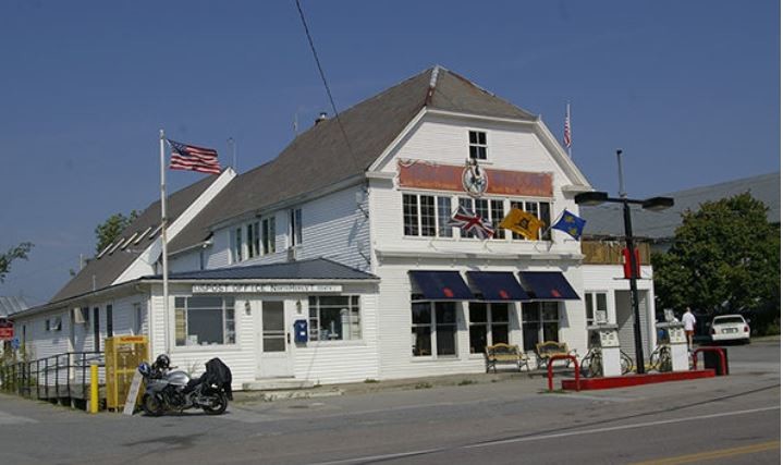 3537 Us Route 2, North Hero, VT for sale - Primary Photo - Image 1 of 1