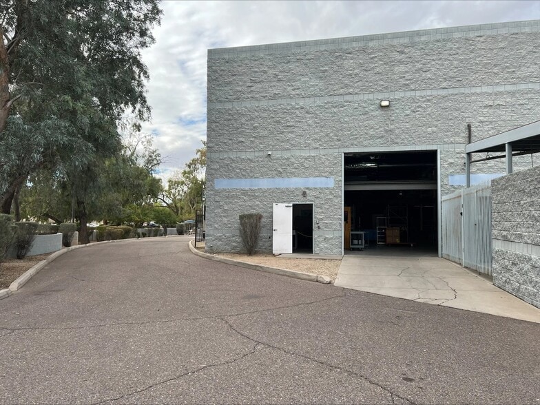 6145 W Detroit St, Chandler, AZ à louer - Photo du bâtiment - Image 2 de 7