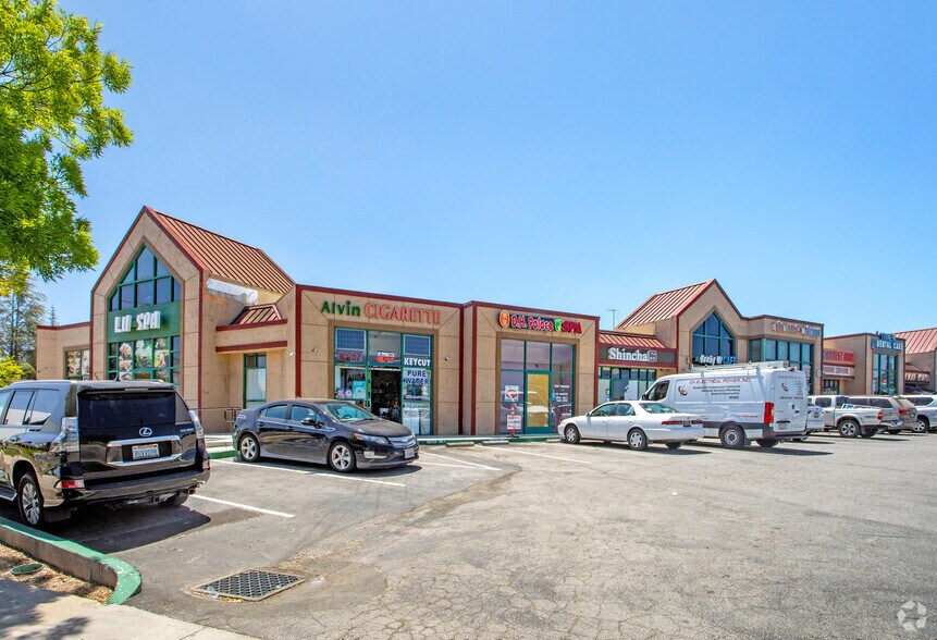 2475 Alvin Ave, San Jose, CA à louer - Photo du bâtiment - Image 2 de 3