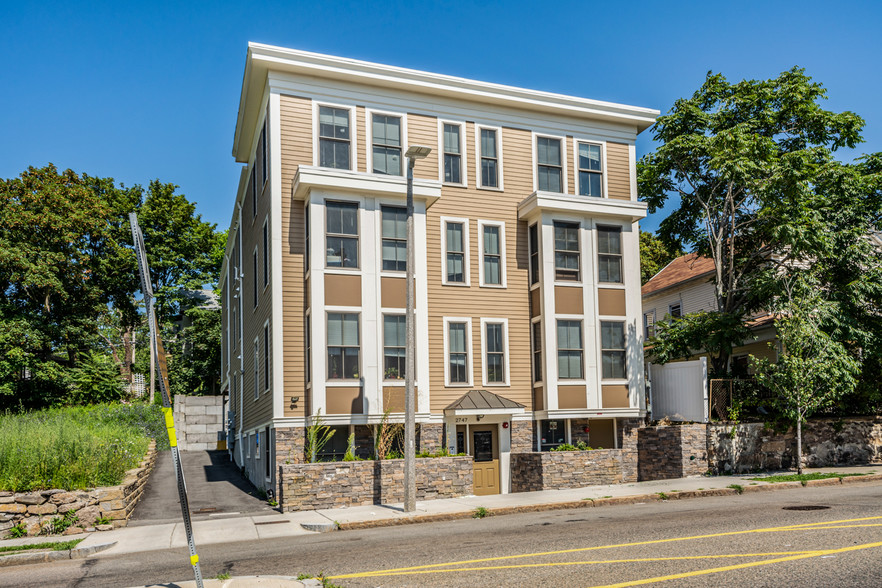 2747 Washington St, Boston, MA à vendre - Photo principale - Image 1 de 1