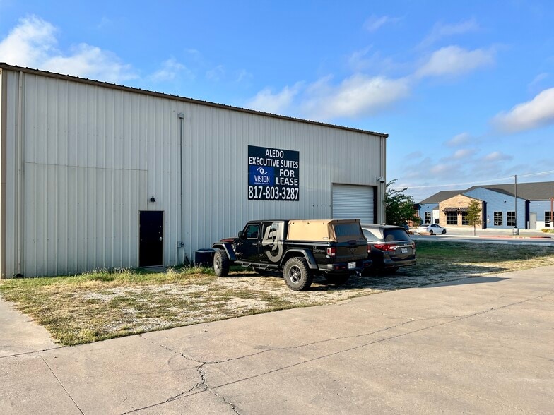 9899 E Bankhead Hwy, Aledo, TX à louer - Photo du bâtiment - Image 2 de 4