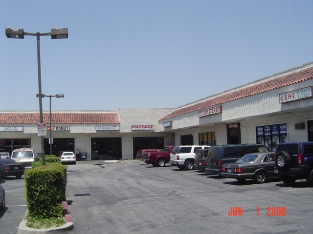15301-15335 Gale Ave, City Of Industry, CA for lease - Building Photo - Image 1 of 3