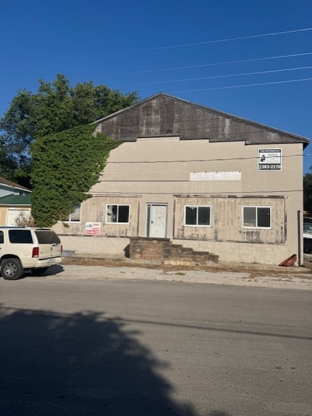105 Main St, Farley, MO for sale - Building Photo - Image 1 of 2