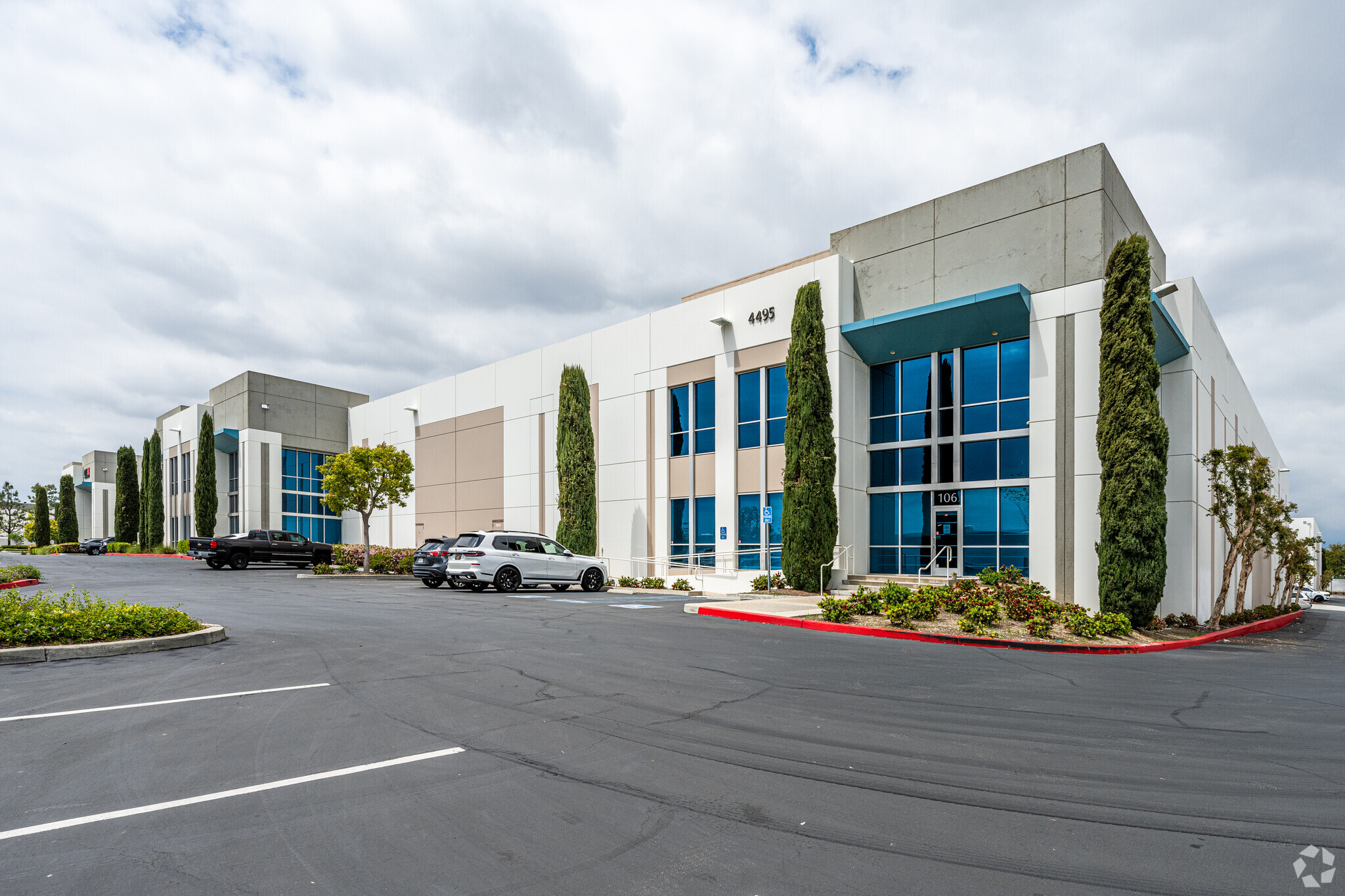 4495 E Wall St, Ontario, CA for lease Primary Photo- Image 1 of 7