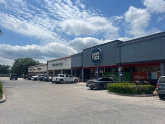 Plus de détails pour 1010-1042 S 6th Ave, Wauchula, FL - Bureau, Vente au détail à louer