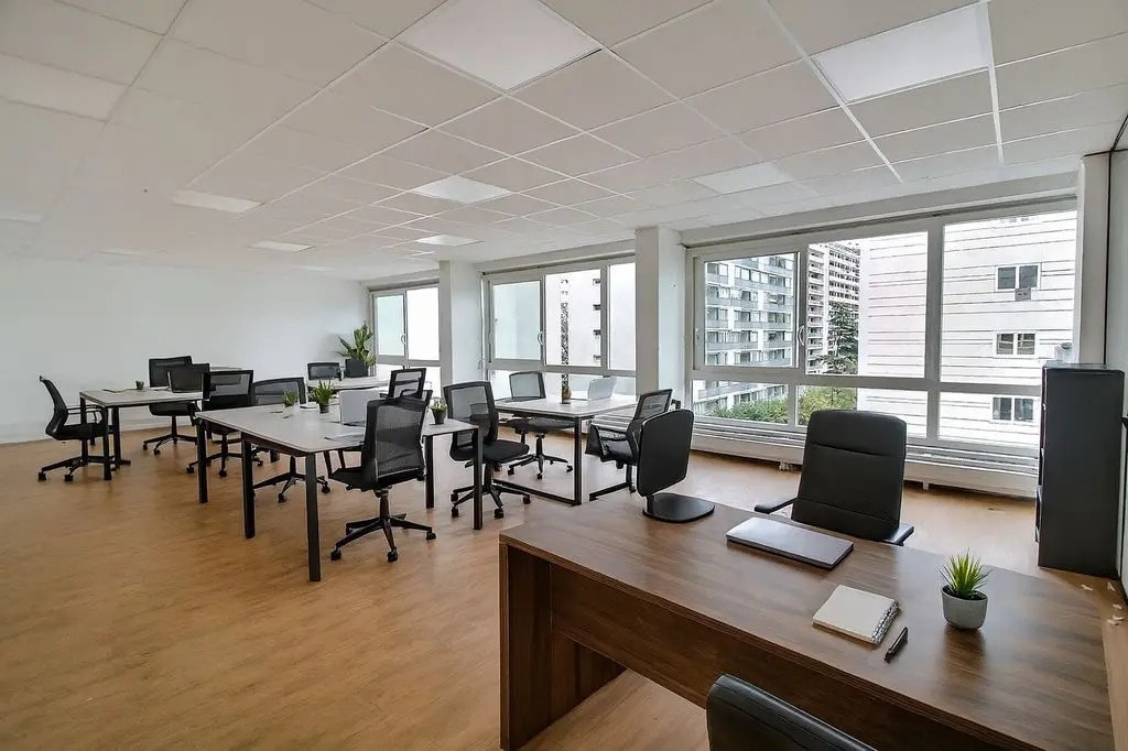 6 Rue Du Docteur Finlay, Paris for lease Interior Photo- Image 1 of 5