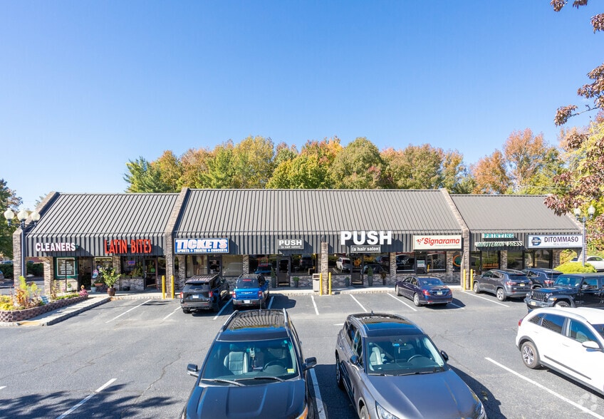 349 Us Highway 9, Englishtown, NJ for lease - Primary Photo - Image 1 of 3