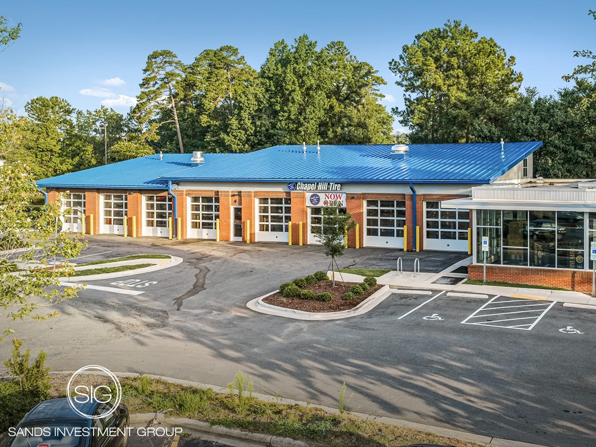 5588 Highgate Dr, Durham, NC à vendre Photo principale- Image 1 de 6