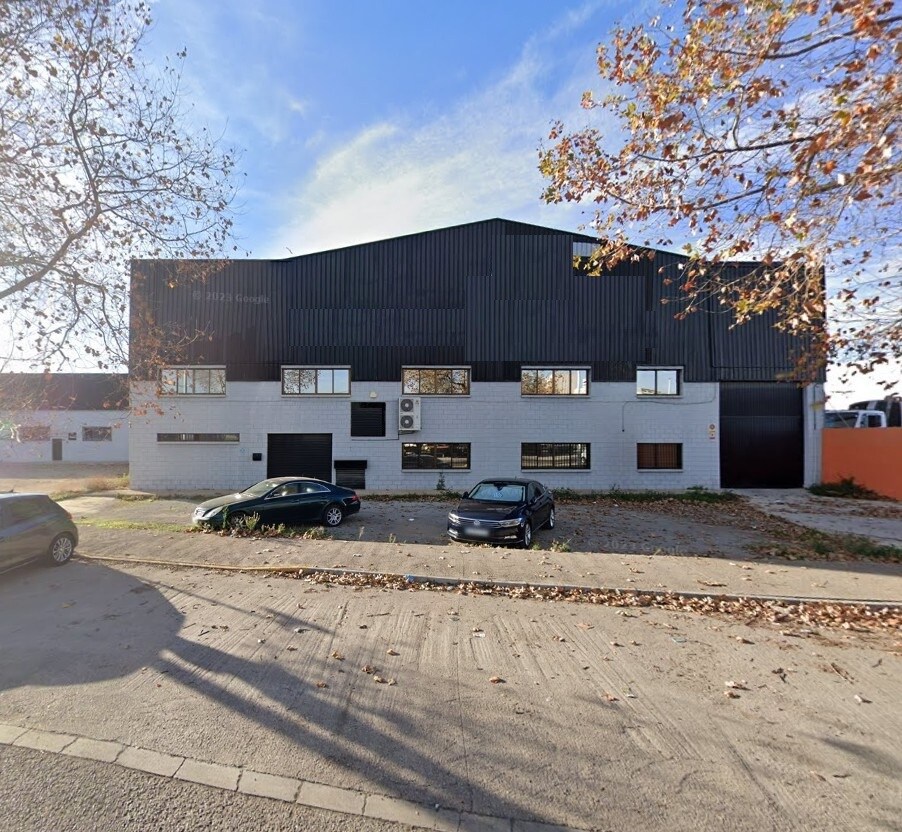 Industrial in Paiporta, Valencia for lease Primary Photo- Image 1 of 12