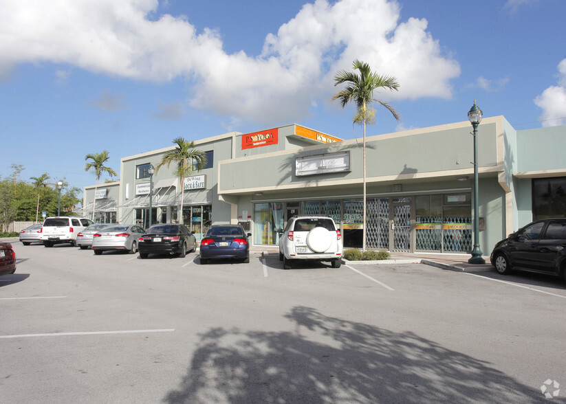 61 NW 44th St, Fort Lauderdale, FL à louer - Photo principale - Image 1 de 12