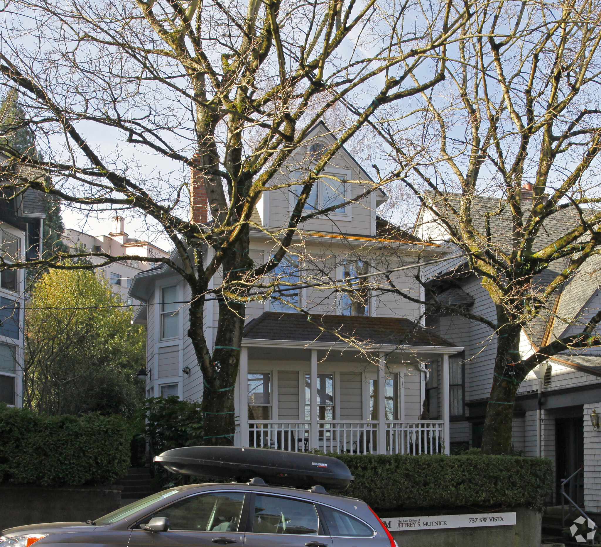 737 SW Vista Ave, Portland, OR for lease Primary Photo- Image 1 of 36