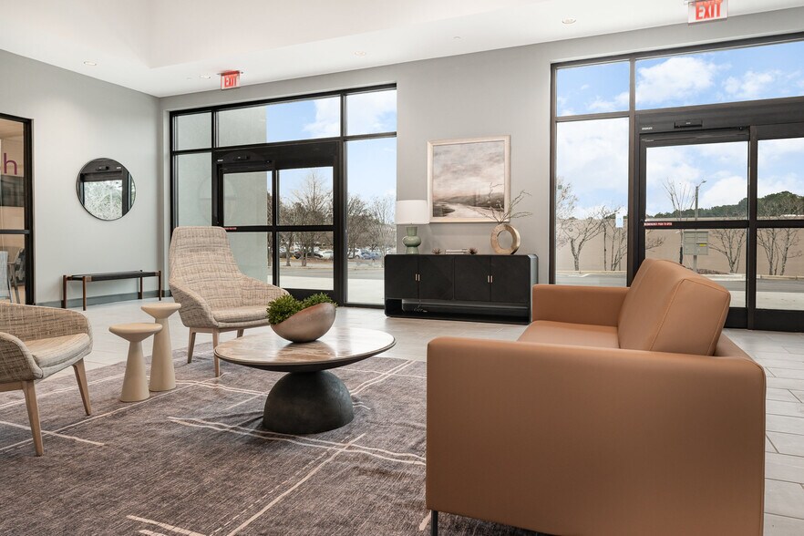 120 Banks Dr, Chapel Hill, NC à louer - Photo intérieure - Image 2 de 8