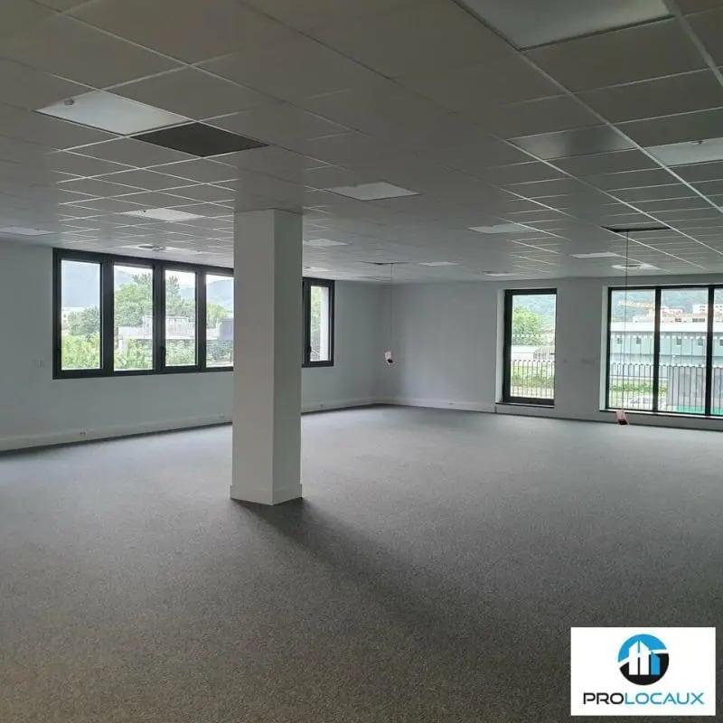 Office in Grenoble for lease Building Photo- Image 1 of 13