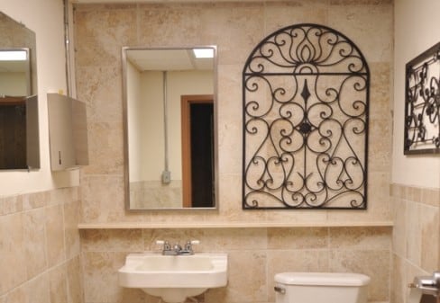 8100 Mims St, Lorton, VA for lease Interior Photo- Image 1 of 3