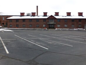 67 Water St, Laconia, NH for lease Interior Photo- Image 2 of 13