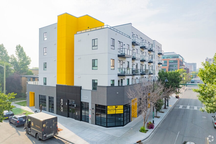 1904 4 St SW, Calgary, AB à vendre - Photo du bâtiment - Image 3 de 4