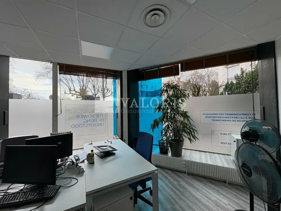 Office in Lyon for lease Interior Photo- Image 1 of 9