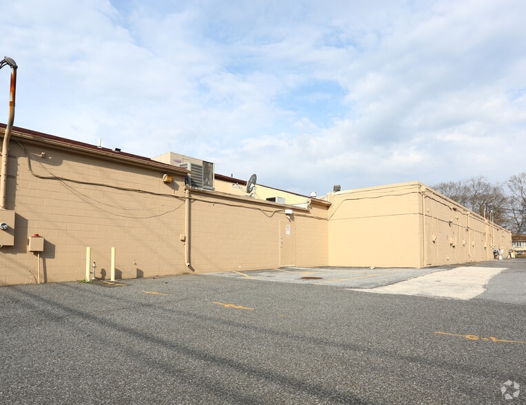 175 S Route 73, West Berlin, NJ for lease - Building Photo - Image 2 of 4