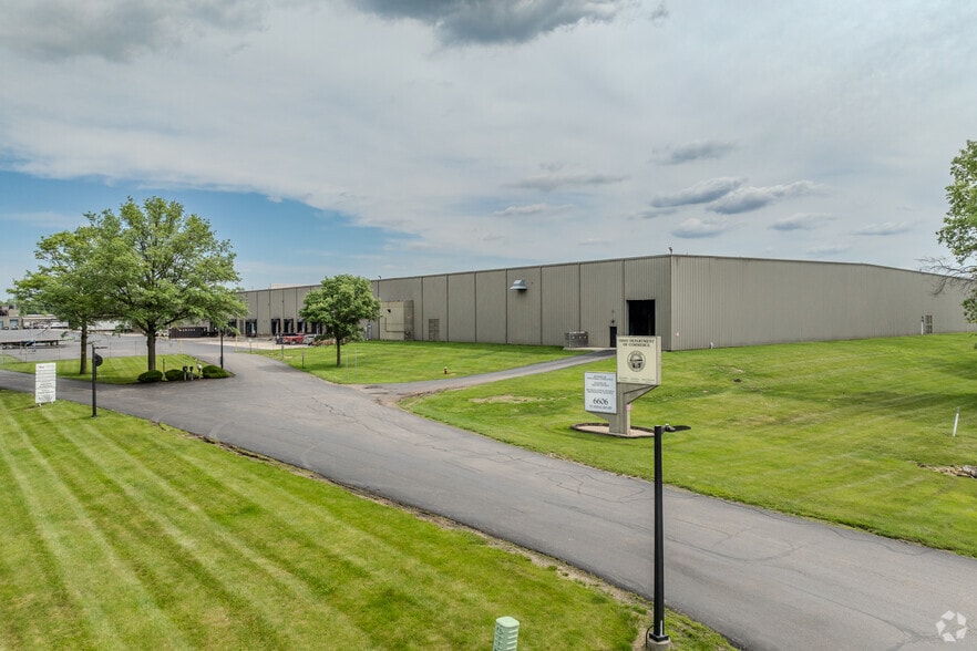 6606 Tussing Rd, Reynoldsburg, OH for lease - Building Photo - Image 3 of 5