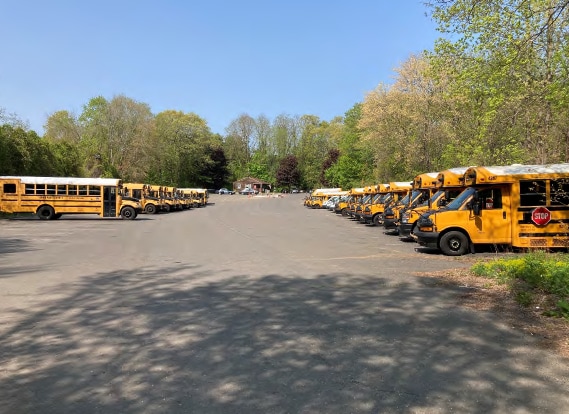 25 Whitney Ferguson Rd, Vernon, CT à vendre - Photo du bâtiment - Image 2 de 5