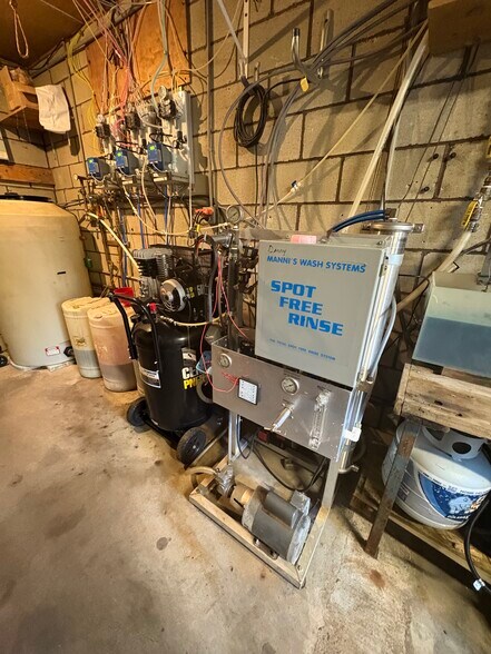 448 Midland Ave, Midland, PA à vendre - Photo intérieure - Image 2 de 4